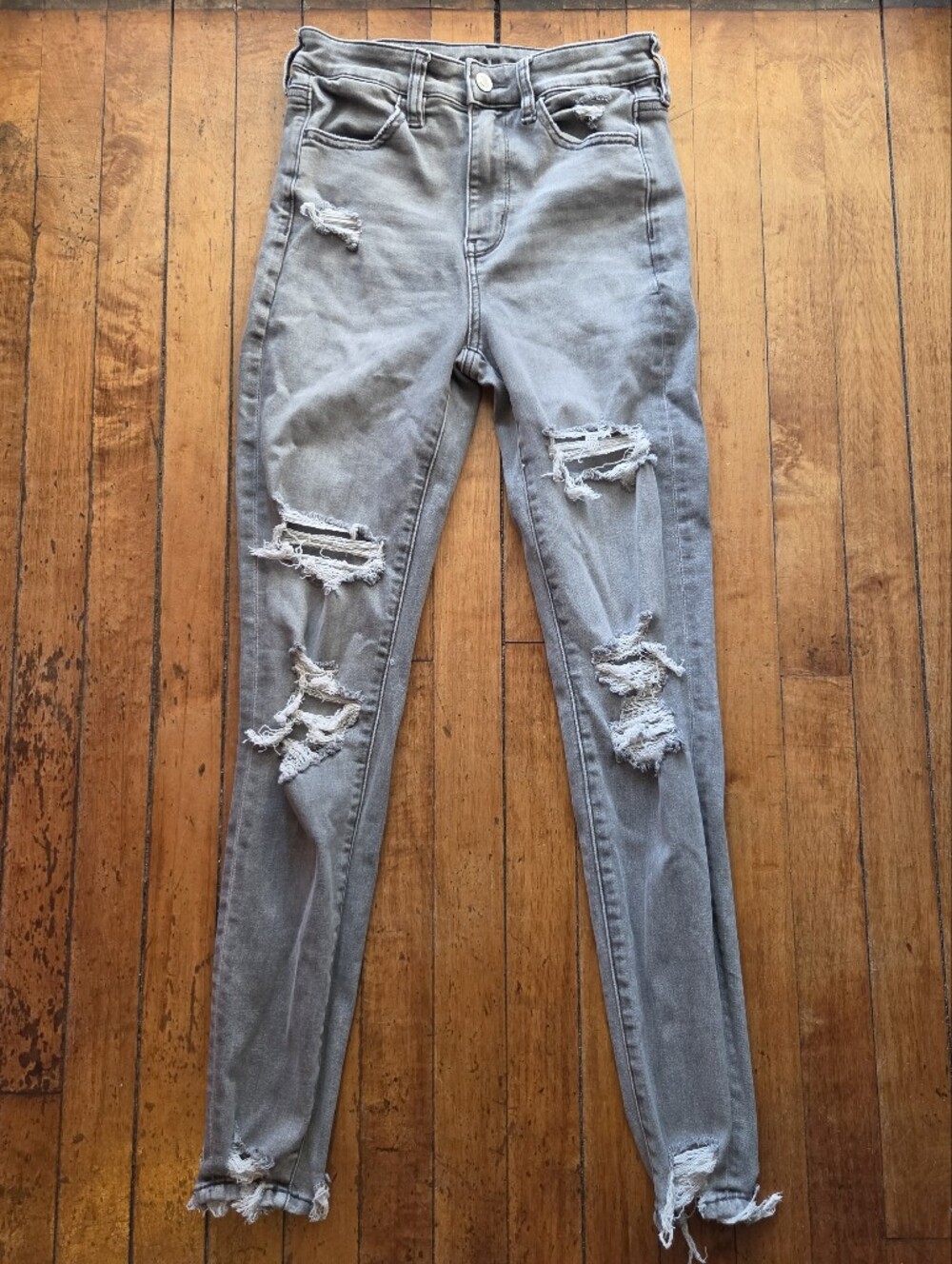 American Eagle Grey Ripped Distressed High Waisted Skinny Jeans, Size 4 Regular